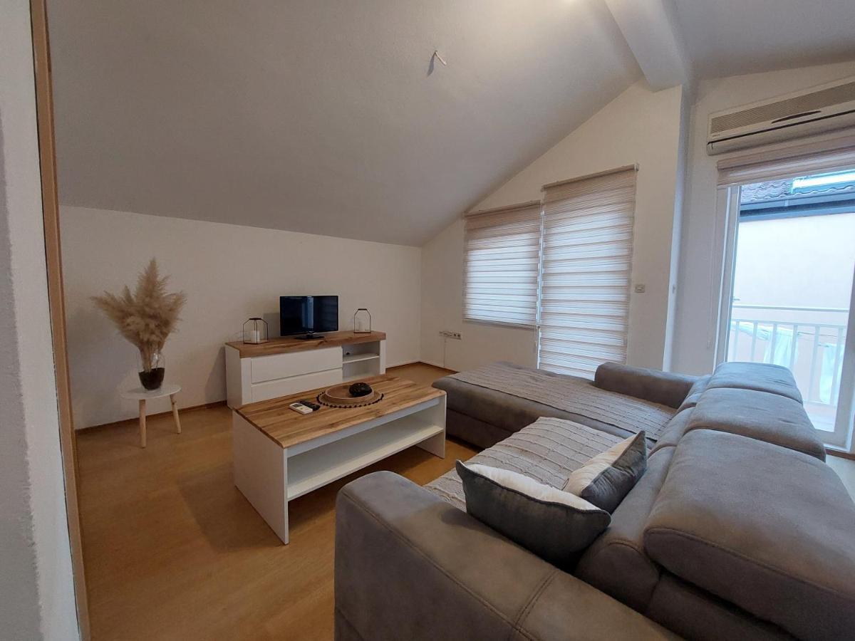 Apartment Lugalu モスタル エクステリア 写真